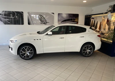 Maserati Levante - foto 3