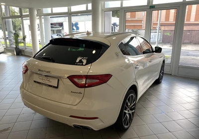 Maserati Levante - foto 6