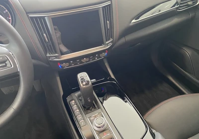 Maserati Levante - foto 14