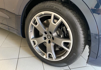 Maserati Levante - foto 7