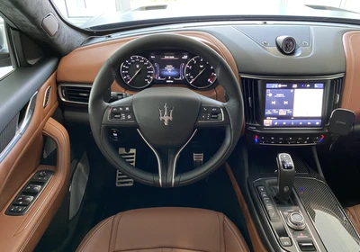 Maserati Levante - foto 9