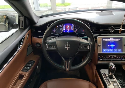 Maserati Quattroporte - foto 14