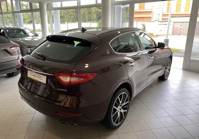 Maserati Levante - foto 5