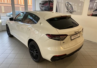 Maserati Levante - foto 3