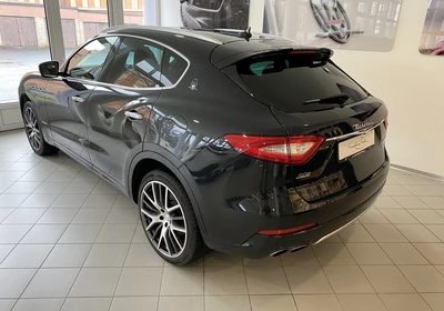 Maserati Levante - foto 5