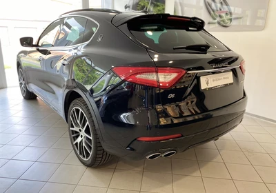 Maserati Levante - foto 6