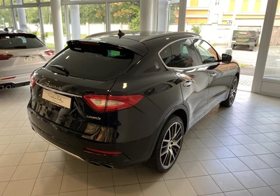 Maserati Levante - foto 7