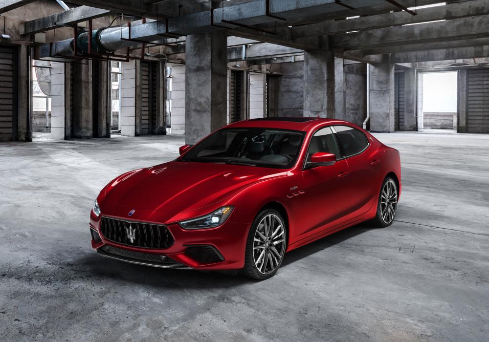 Maserati Ghibli Trofeo V8 - Volná specifikace