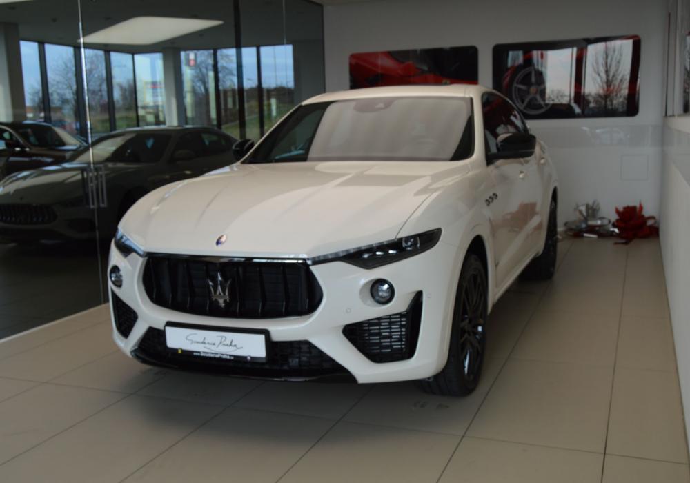 Maserati Levante S GranSport - ZVÝHODNĚNÍ  1 050 000 Kč