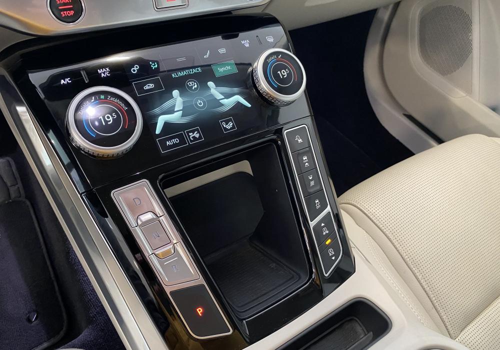 Jaguar I-Pace EV400 SE AWD