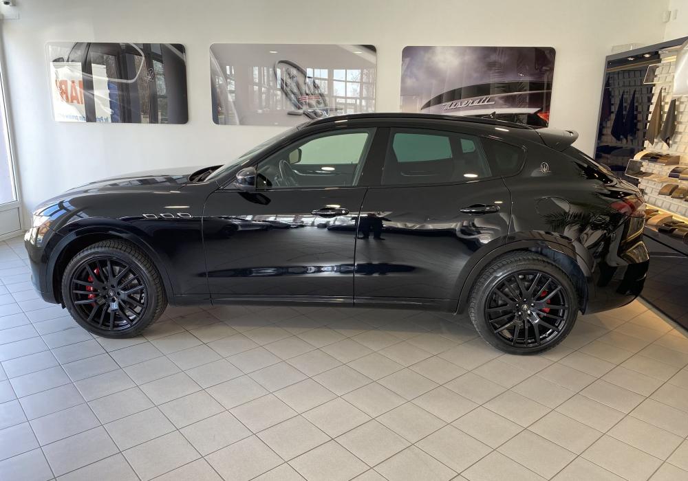 Maserati Levante SQ4
