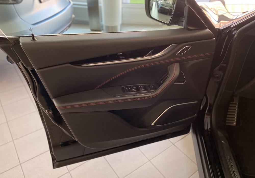 Maserati Levante SQ4