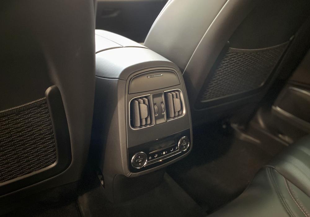 Maserati Levante SQ4