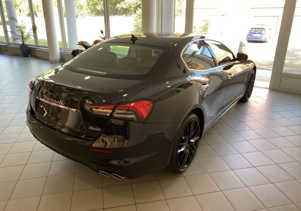 Maserati Ghibli Modena S Q4